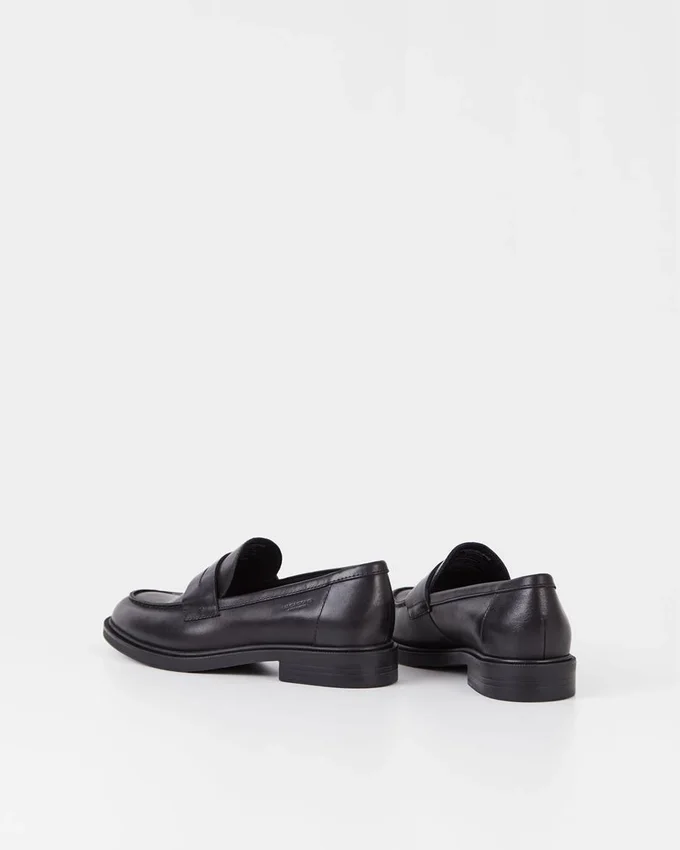 Amina Loafer