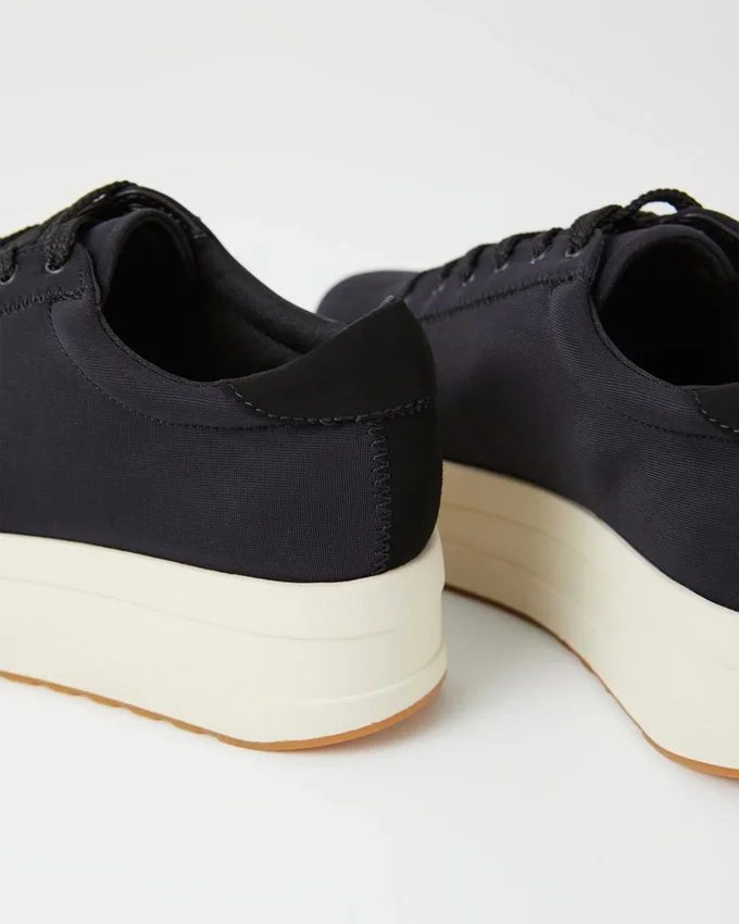 Casey Sneaker