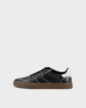 Cody Sneaker