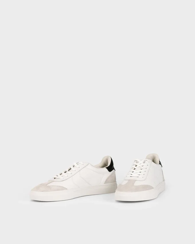 Cody Sneaker