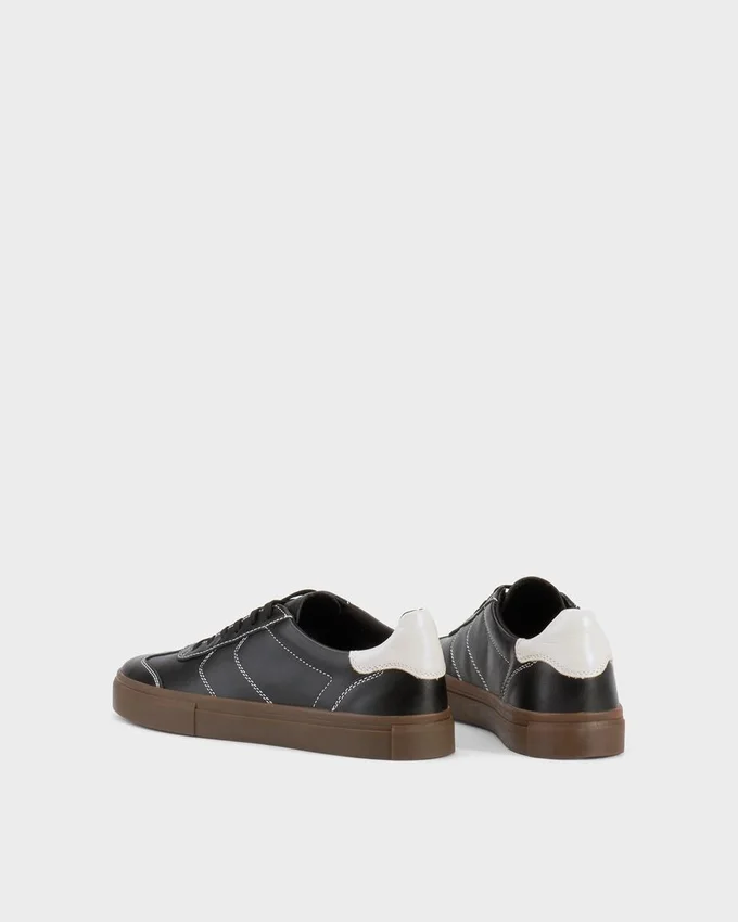 Cody Sneaker