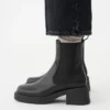 Dorah Stiefel