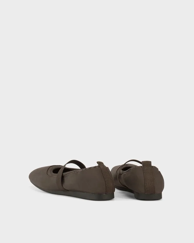 Hillary Ballerinas