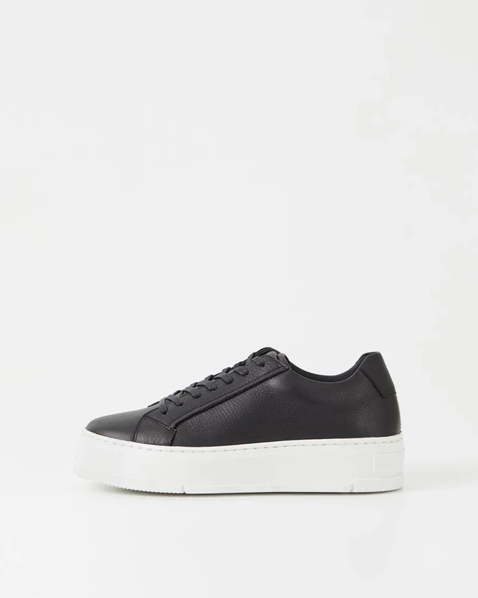 Judy Sneaker