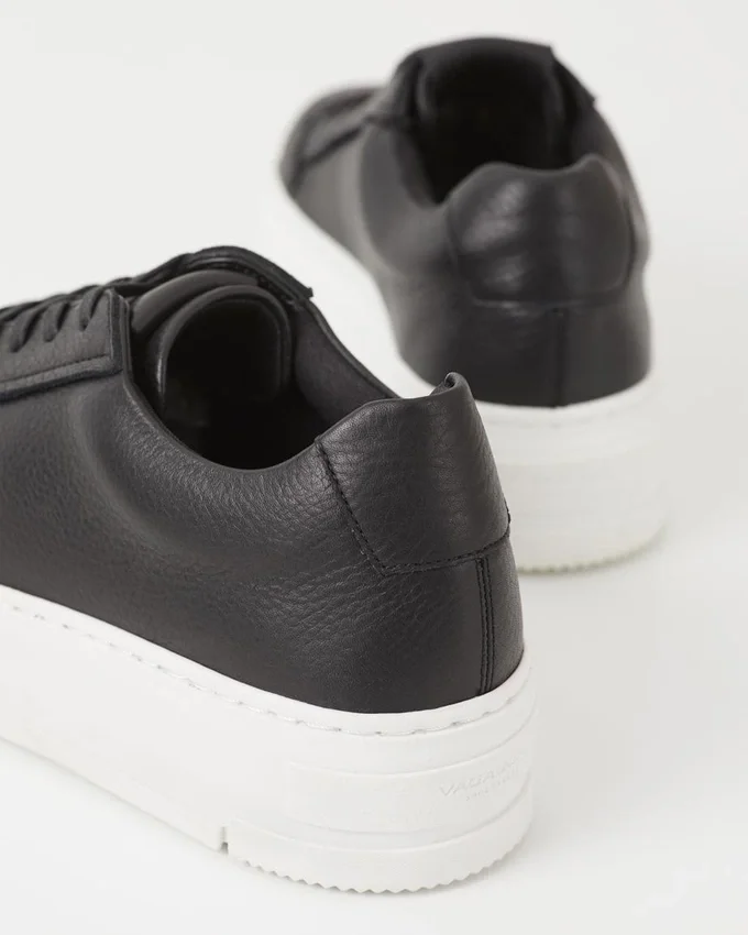 Judy Sneaker