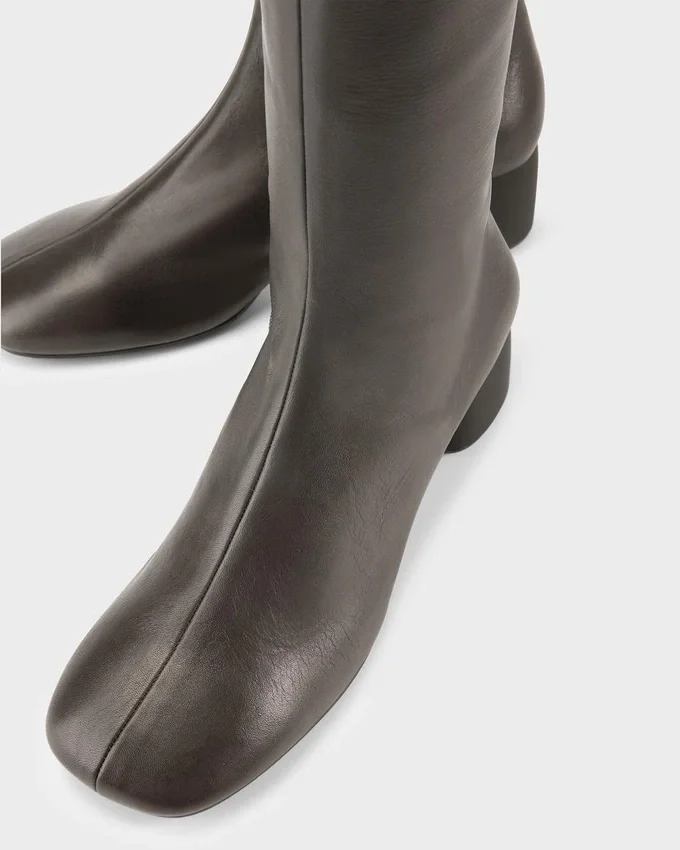 Livia Hohe Stiefel