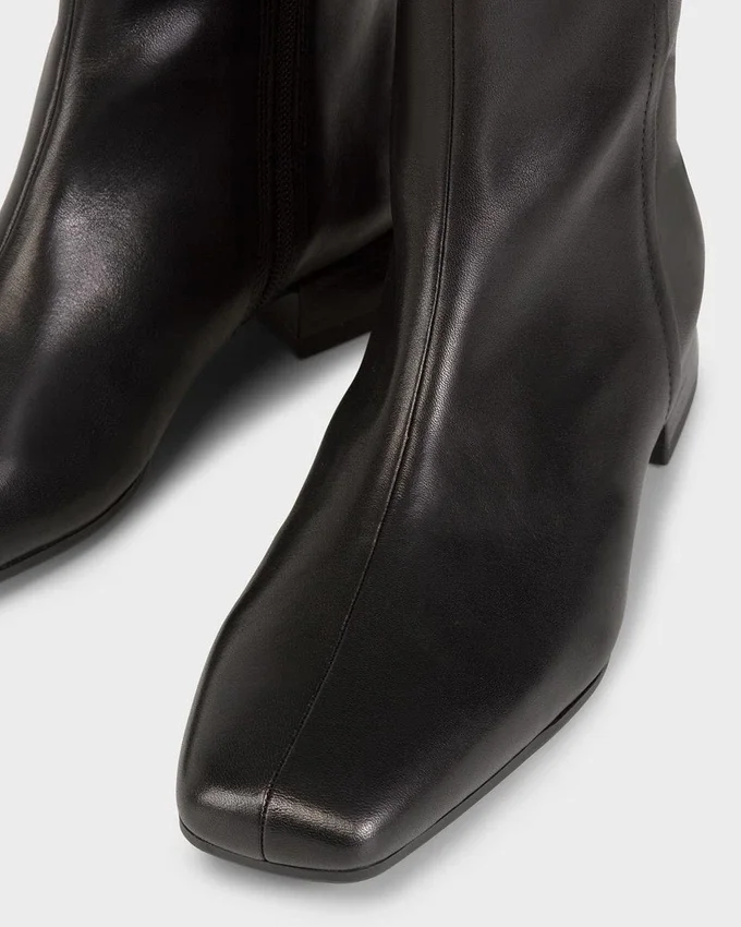 Mona Stiefel