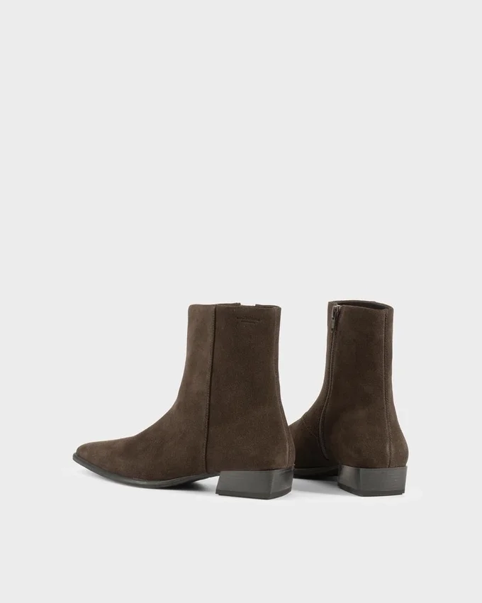 Nella Stiefel