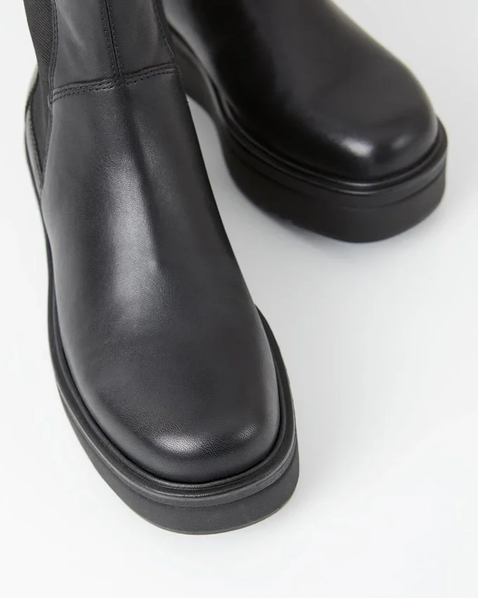 Tara Chelsea-Stiefel