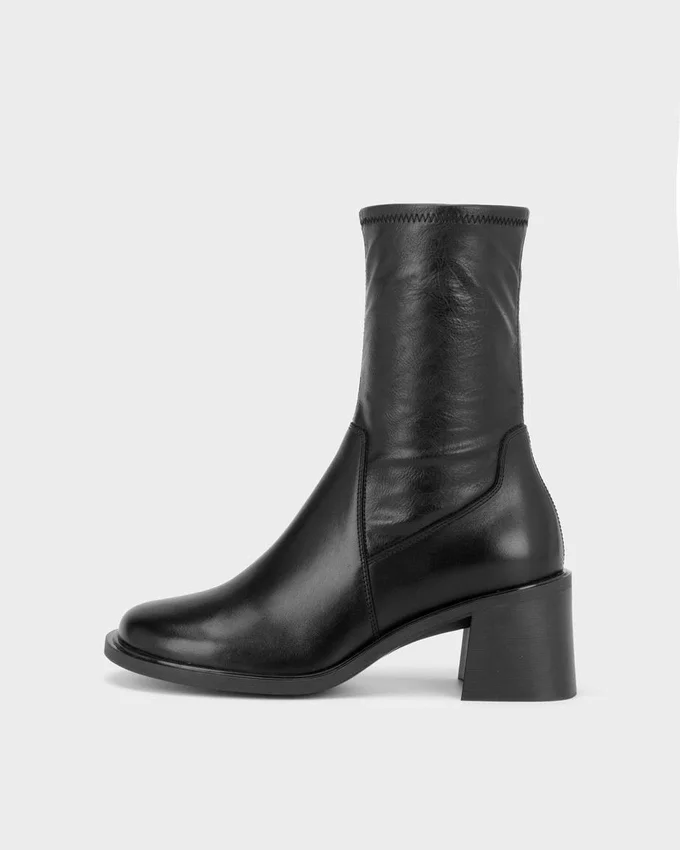 Vega-Stiefel